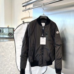 （セール商品なので、返金交換不可です） セール商品 MONCLER モンクレール レディース 綿入れ 